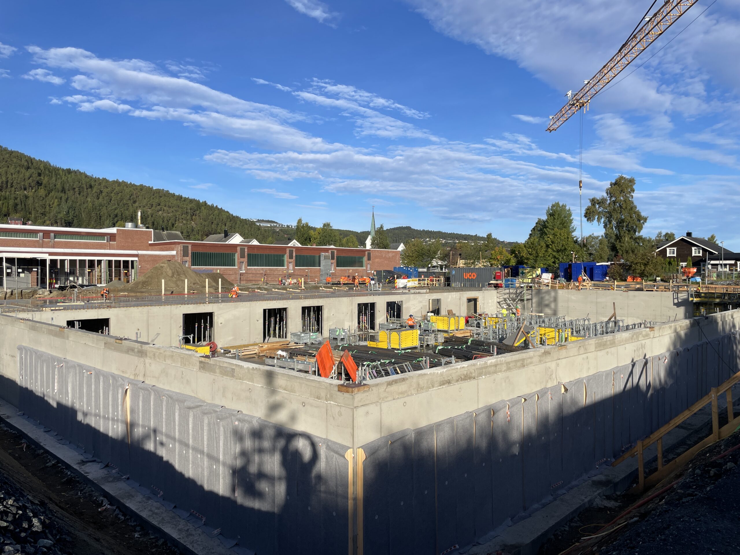 Kjellerveggene er ferdig